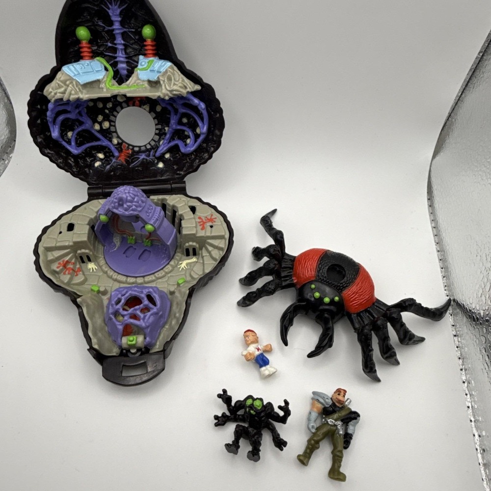 Mighty Max Trapped By Arachnoid COMPLETE 1992 Bluebird Doom Zone w Norman Figure